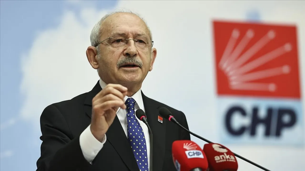 Kemal Kılıçdaroğlu grup toplantısında konuşuyor