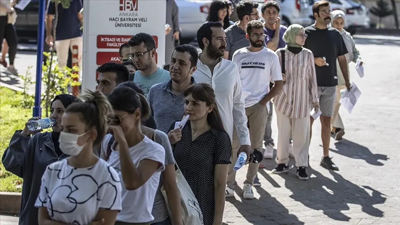 KPSS başvuru tarihi ve sınav takvimi: 2026 KPSS lisans, ön lisans ve ortaöğretim için geri sayım başladı