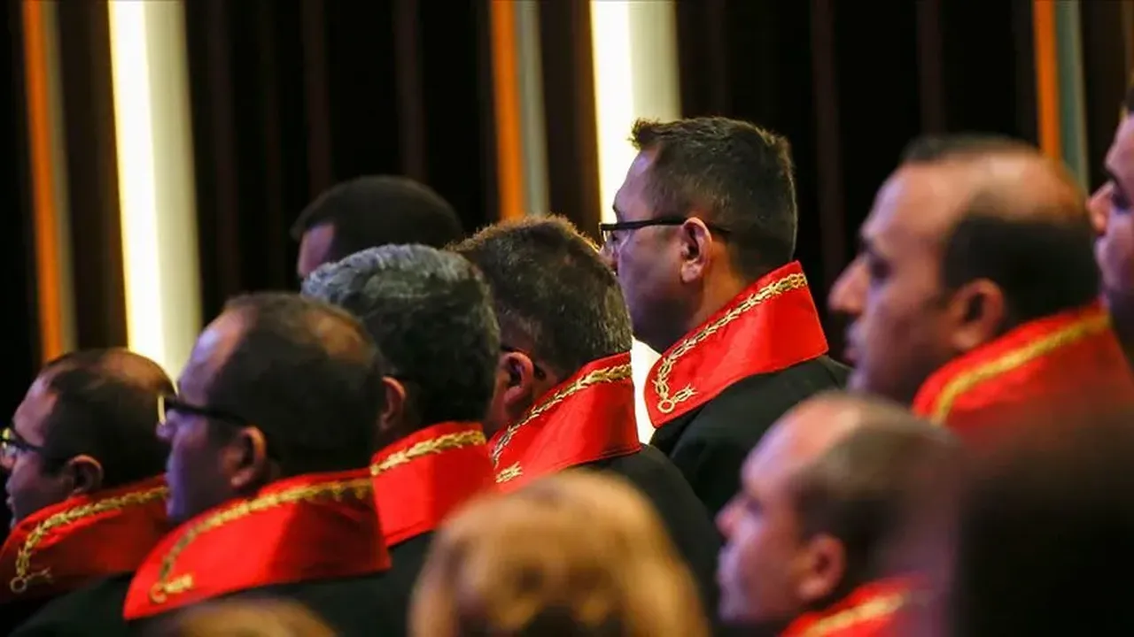 Bakan Gürlek duyurdu: Hakim ve Savcı Yardımcılığı Yazılı Yarışma Sınavı mülakat sonuçları açıklandı!