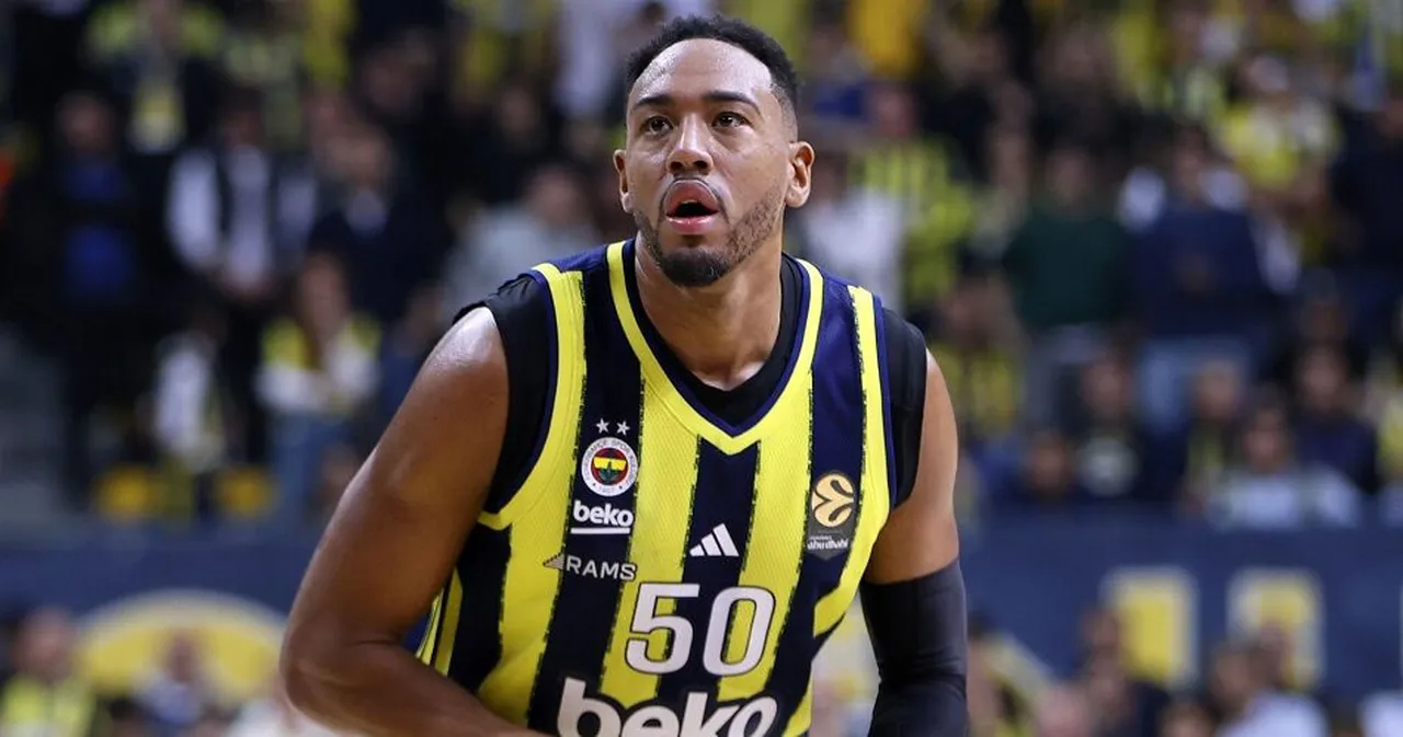 Fenerbahçe Beko, iki yıldızına veda etti