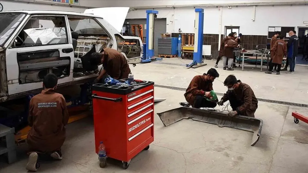 Staj ve çıraklık borçlanmasında 