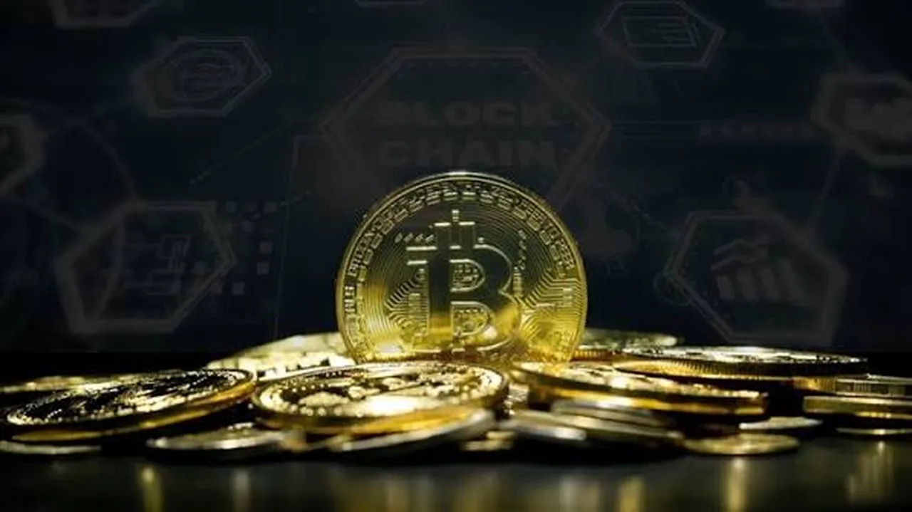 Trumpın kripto geliri dudak uçuklattı! Bir yılda 1 milyar doları aştı