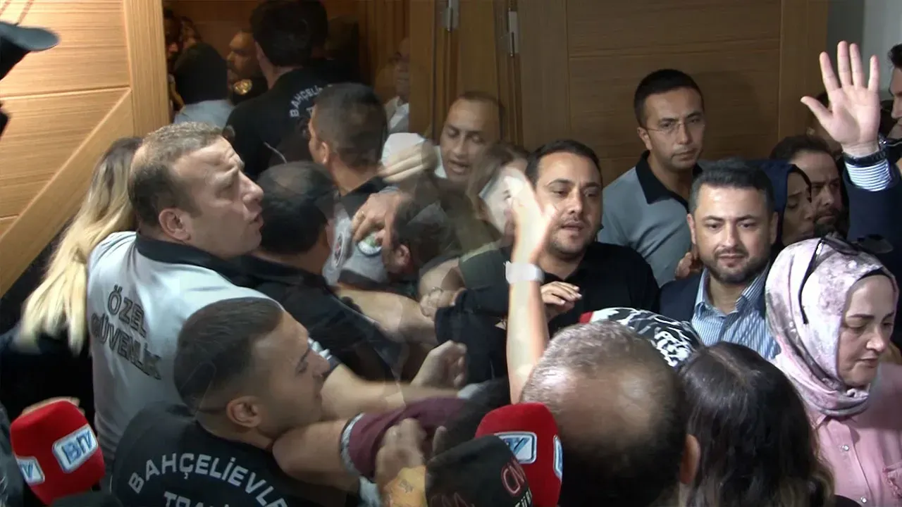 15 TEMMUZ'A 'TİYATRO' DEDİLER!