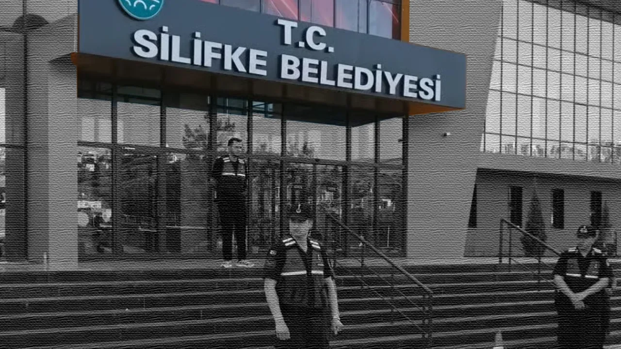 Silifke Belediyesi'ndeki rüşvet operasyonunda yeni dalga! Serbest bırakılan başkan yardımcısı tutuklandı