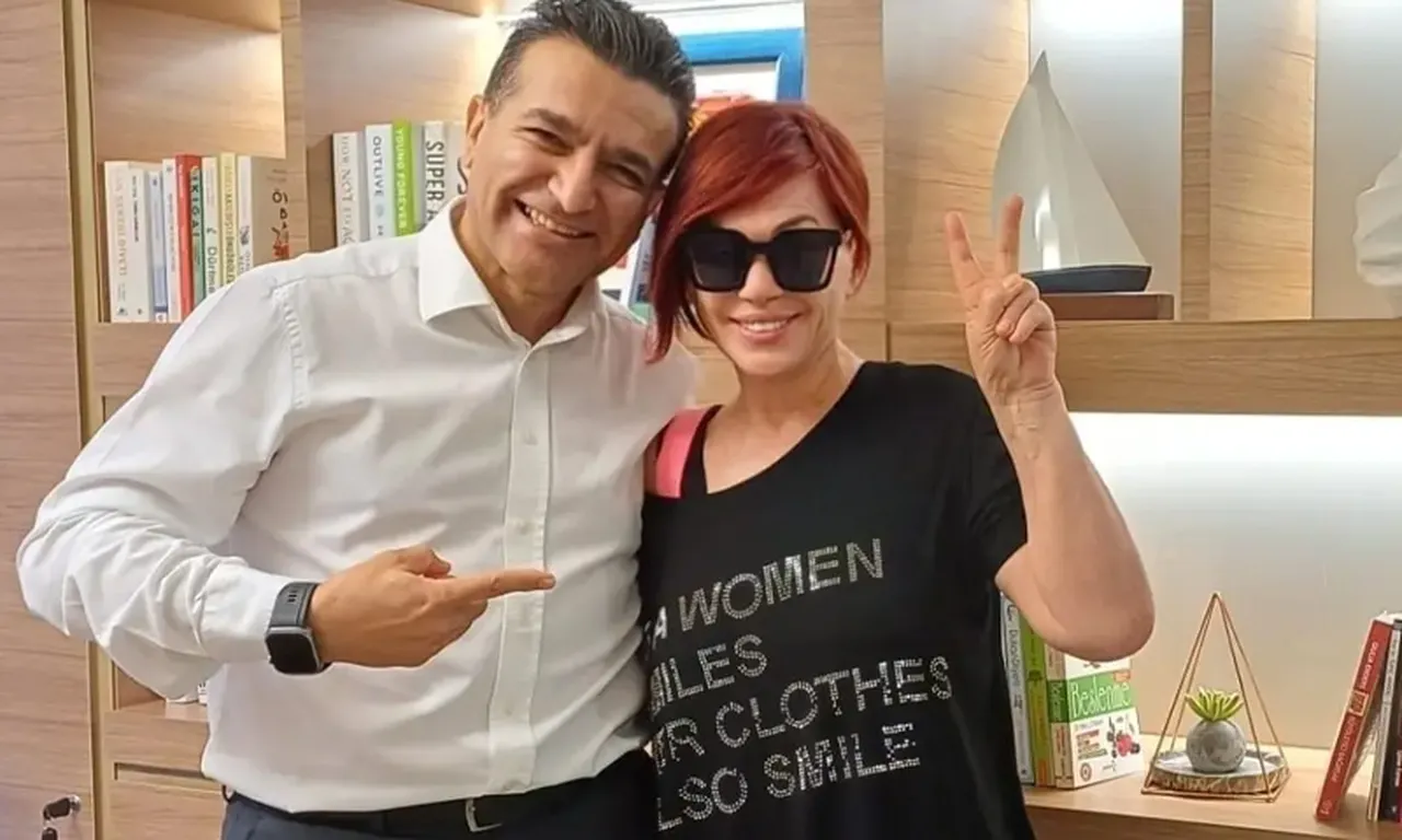 90ların yıldızı Emel Müftüoğlu eriyip bitti! Tam 22 kilo verdi