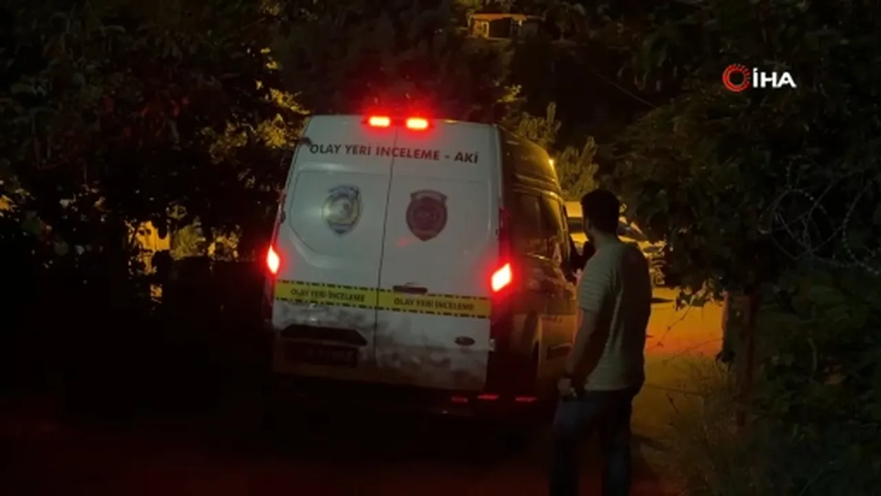Kurşunlardan kanepenin arkasına saklanarak kurtuldu! İstanbul'da aile faciası