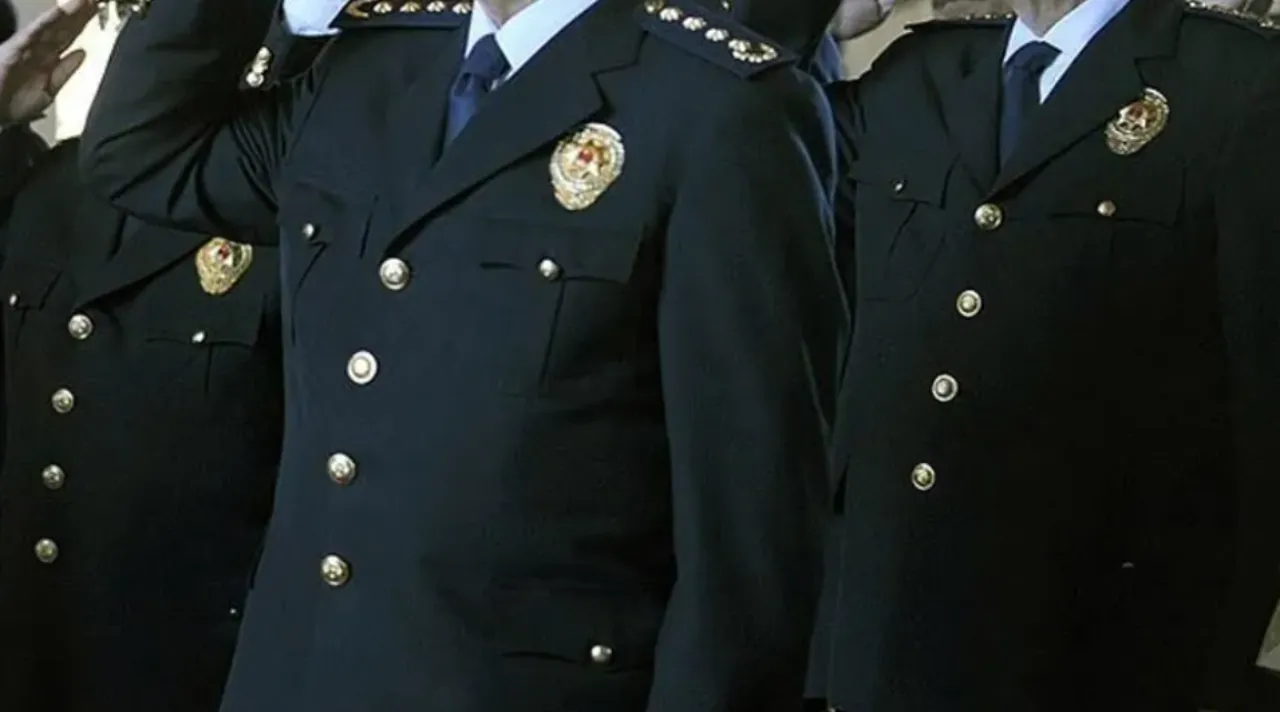 Polis Akademisi PAEM 10. Dönem İlk Derece Amirlik Eğitimi Sınavı başvuru takvimi belli oldu