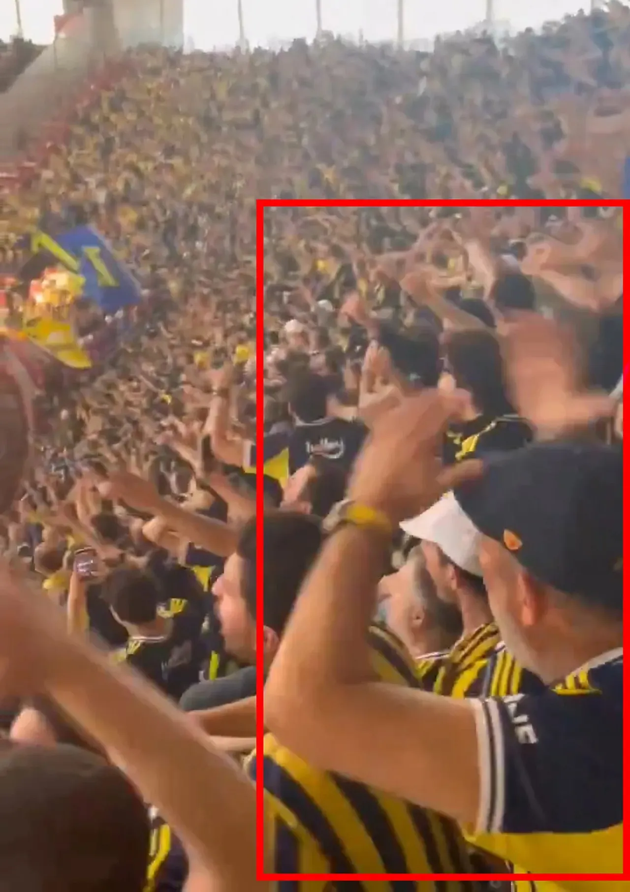 Galatasaray-Fenerbahçe derbisindeki küfürlü tezahürata dair görüntü, sosyal medyada geniş yankı uyandırmıştı.