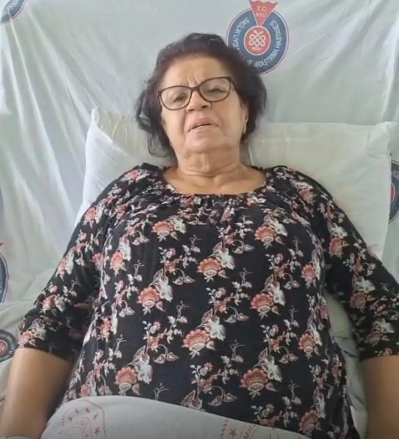 29 yıl aradan sonra sürpriz karşılaşma! Emekli öğretmen, öğrencisi tarafından ameliyat edildi