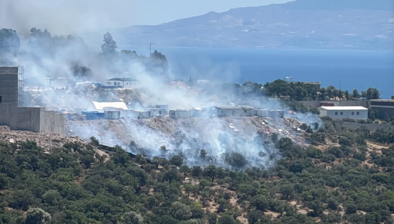 Bodrum'da korkutan yangın! Alevler evlere yaklaşınca ekipler alarma geçti