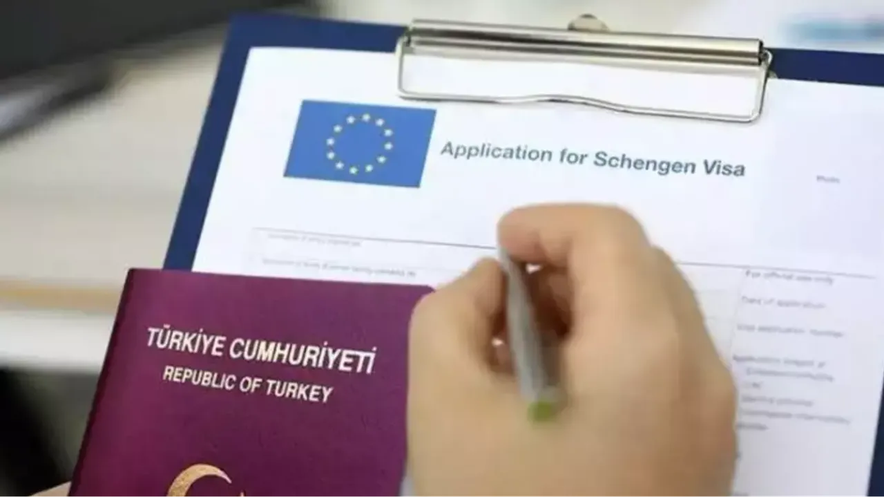 Avrupa ülkesinden yeni vize kararı: 62 ülkeye kapılar açıldı, Türkiye listede mi?