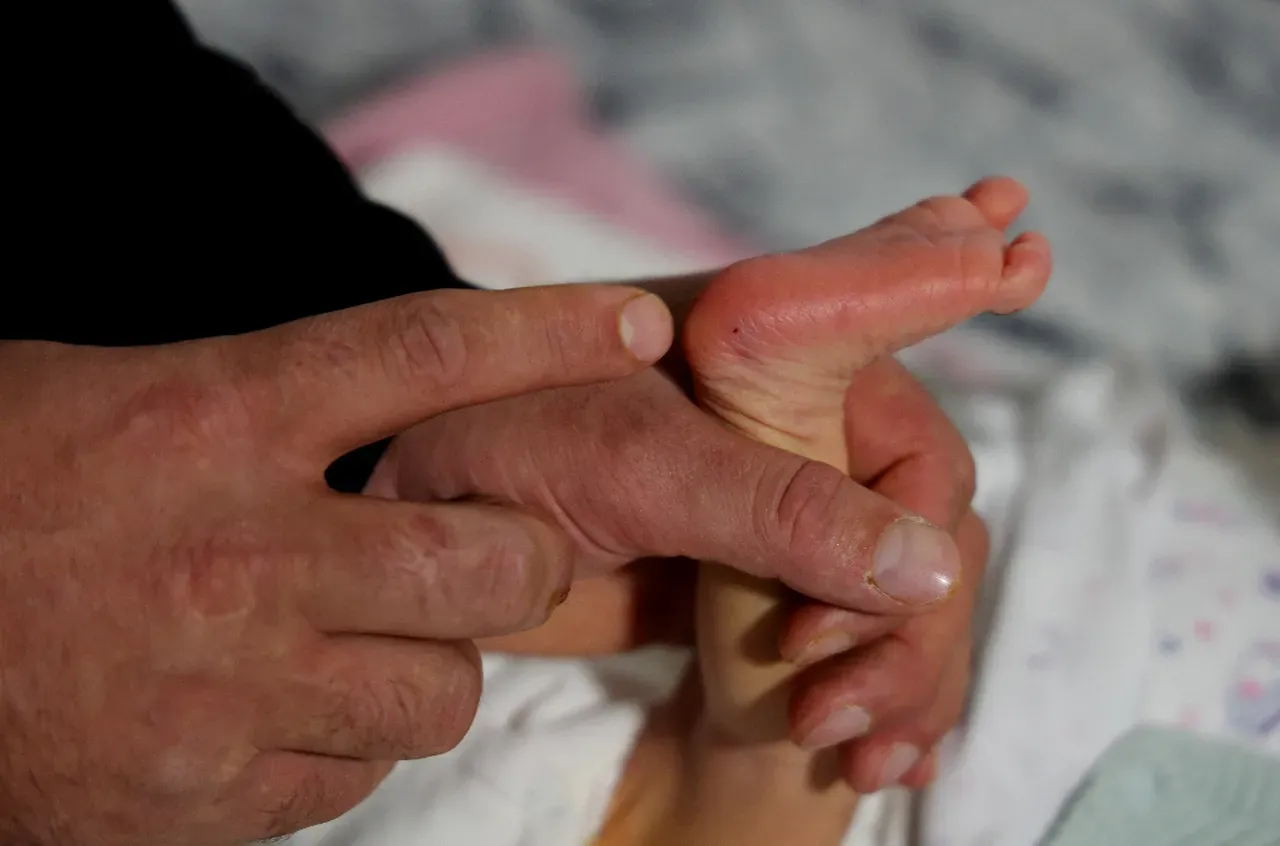 Gizli tehlikelere erken teşhis! Bebeğin geleceği bir damla topuk kanında saklı