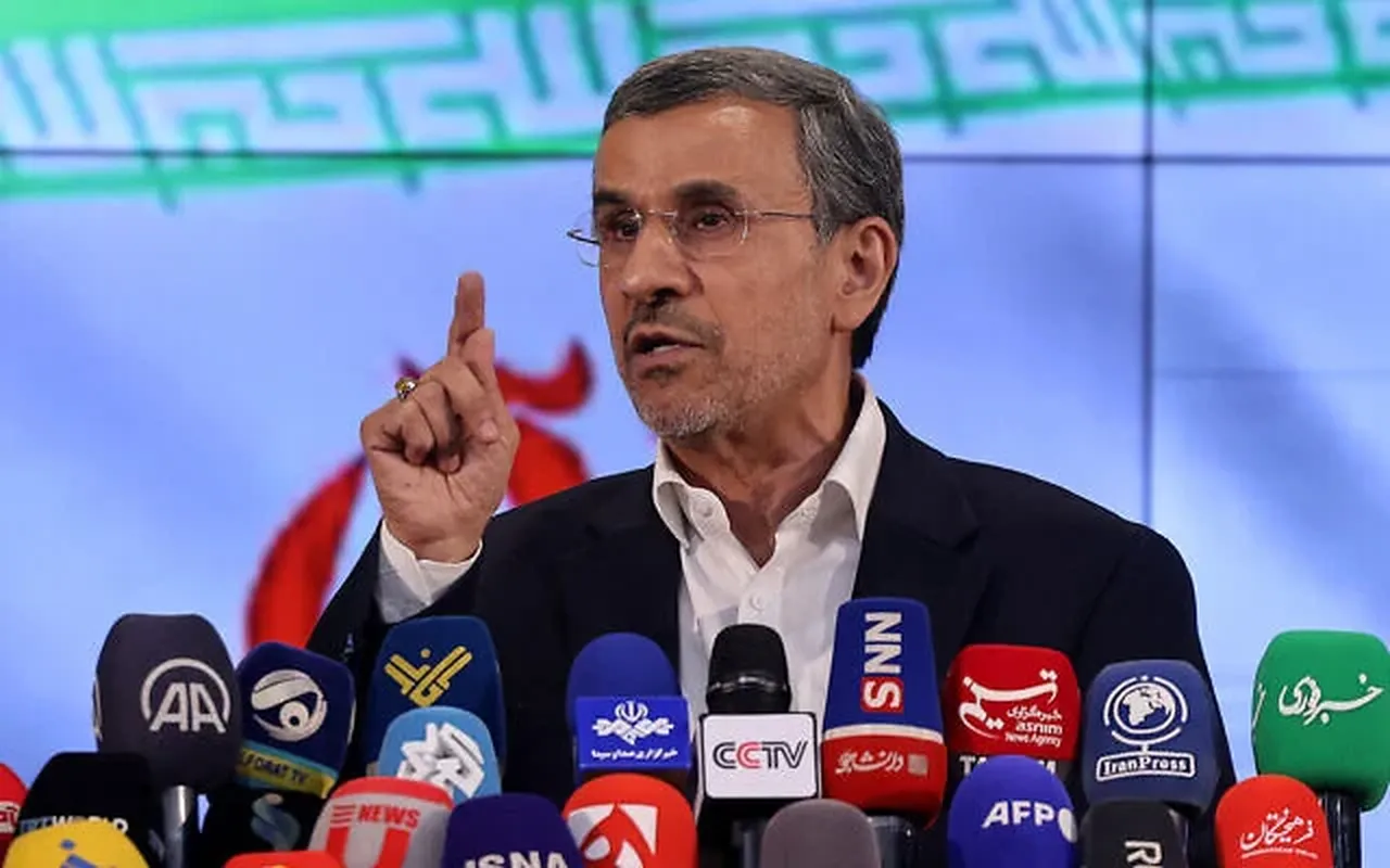 İranın eski Cumhurbaşkanı Mahmud Ahmedinejadîn ajan olarak kullanıldığı iddia edildi!