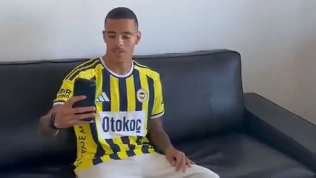 Fenerbahçe formasını giyen Greenwood'dan taraftara mesaj