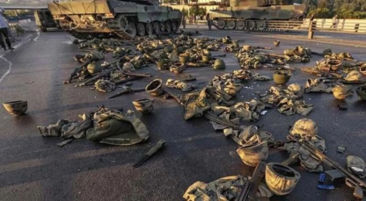 FETÖ, darbeyi böyle kontrol etti! 15 Temmuz'daki 'hainler' ağı