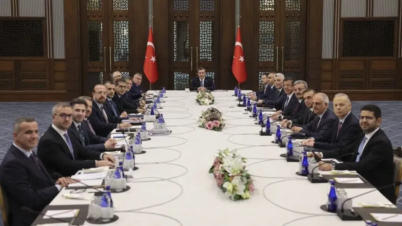 İşte EKK'nın yol haritası: Büyüme tam gaz, işsizlik tek hanede