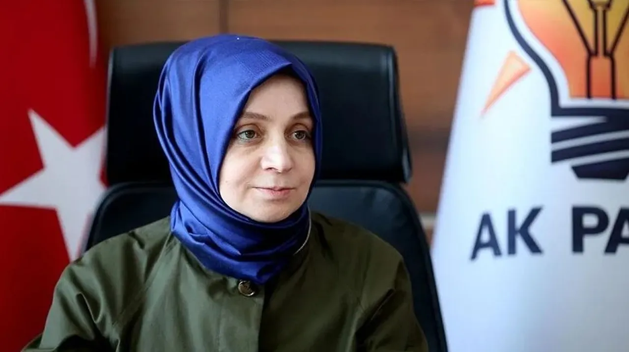 AK Parti Grup Başkanvekili Leyla Şahin Usta