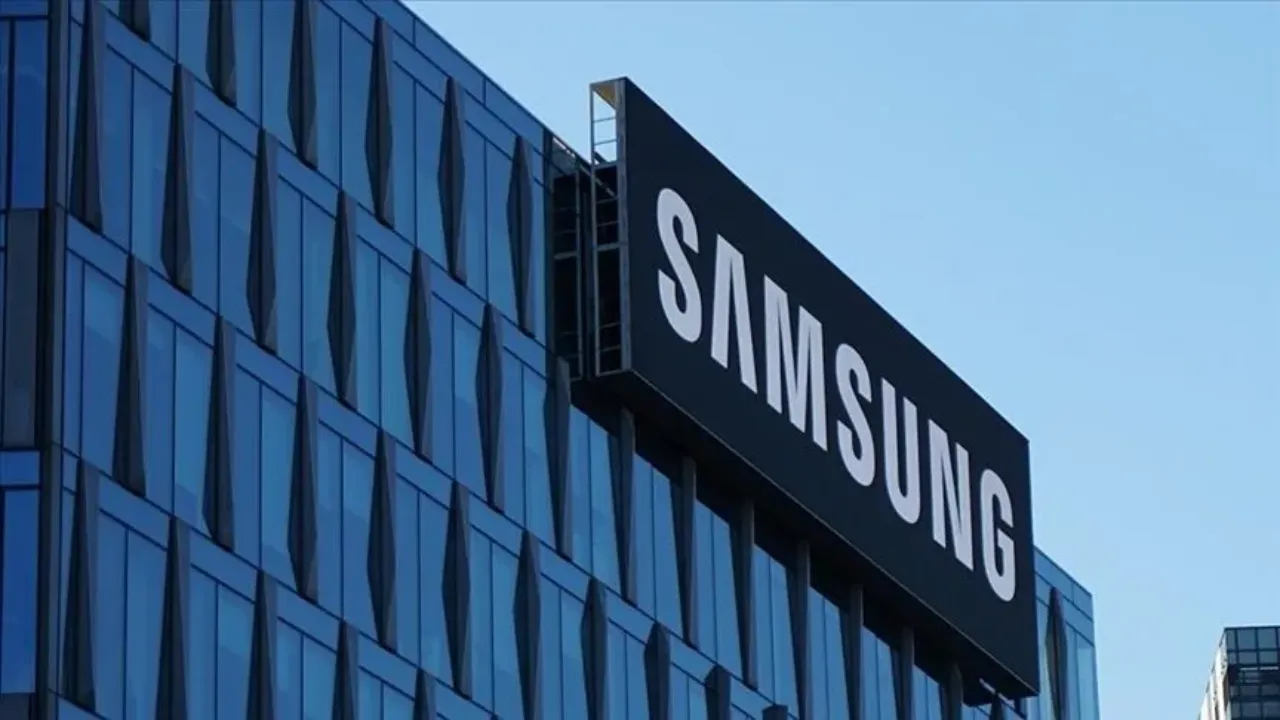 Samsung'tan kullanıcılarına kötü haber: Ufukta zam var!