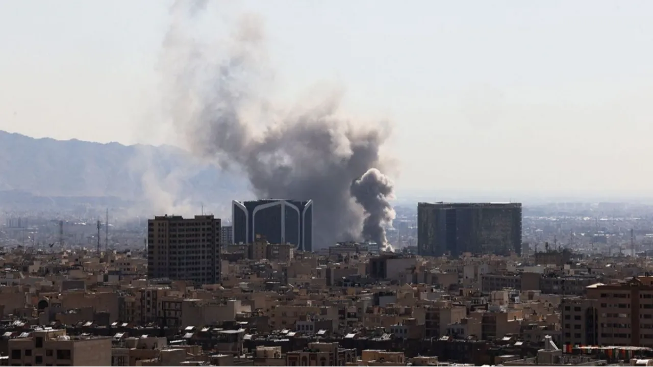 Trump kabinesini dinlemedi, Nükleer santral bölgesinde peş peşe bombardıman!