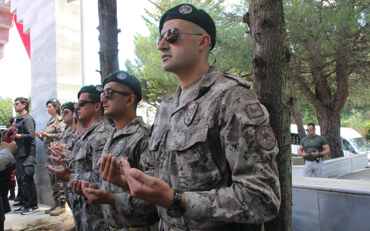 10 yıl sonra aynı ruh: Türkiye 15 Temmuz için tek yürek!