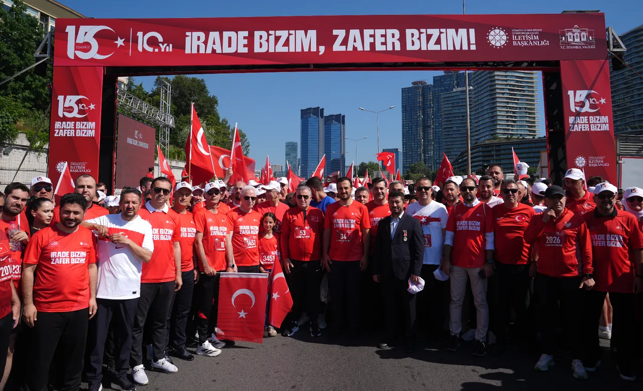 10 yıl sonra aynı ruh: Türkiye 15 Temmuz için tek yürek!
