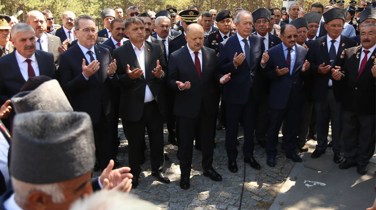 10 yıl sonra aynı ruh: Türkiye 15 Temmuz için tek yürek!