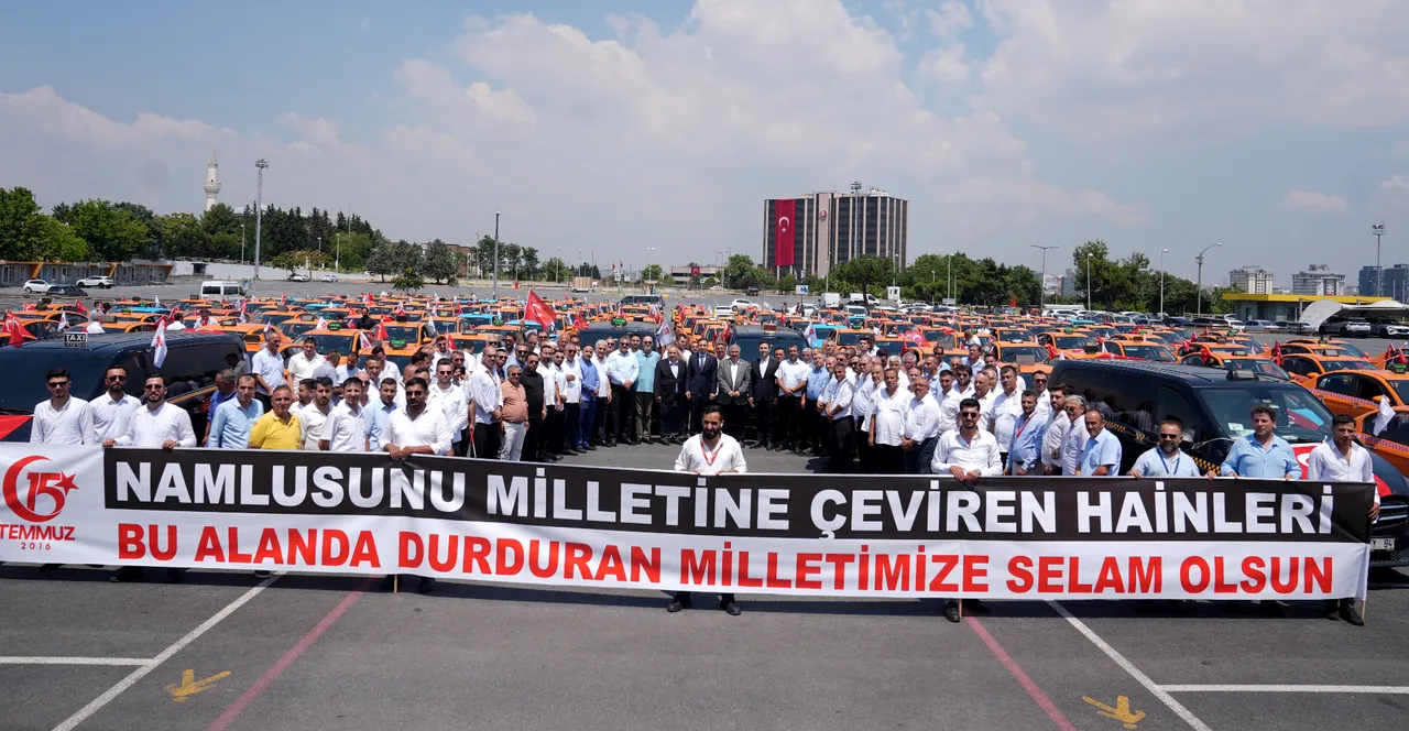10 yıl sonra aynı ruh: Türkiye 15 Temmuz için tek yürek!