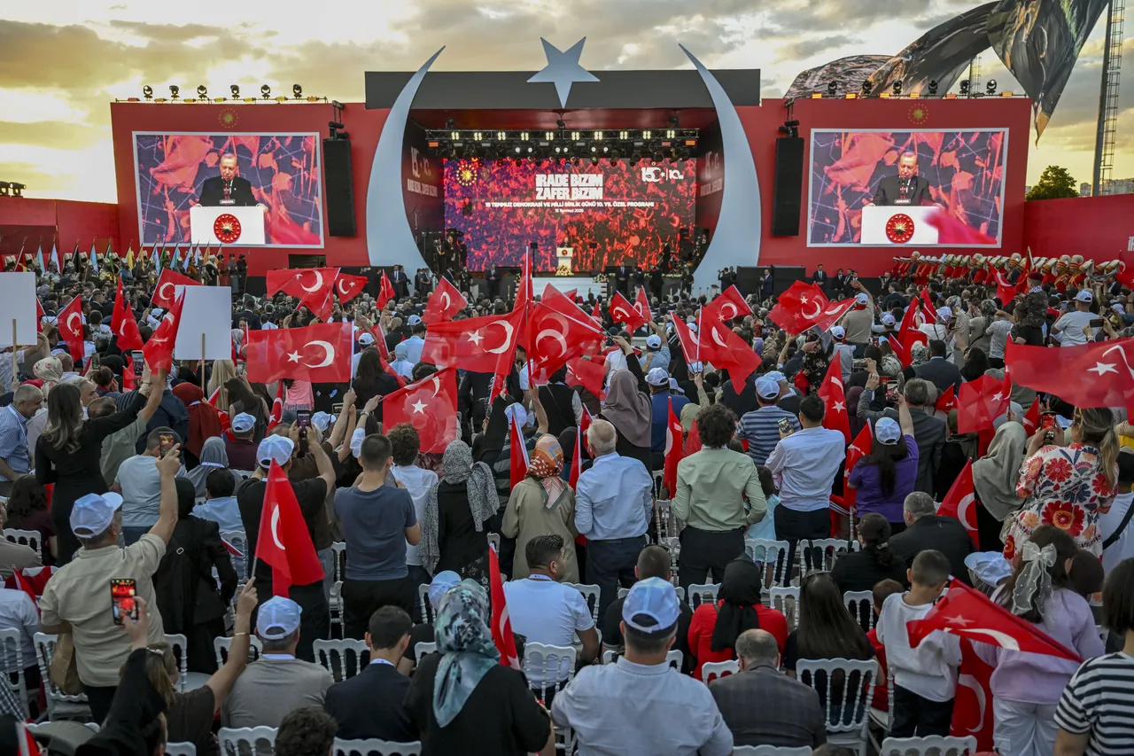 Cumhurbaşkanı Erdoğan'dan FETÖ ile mücadelede kararlılık mesajı: Rehavete düşemeyiz