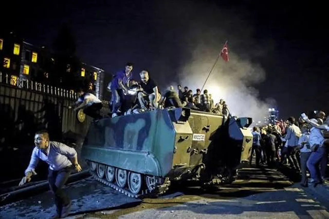 Firari terörist, ihanetin 10. yılında örgütün parçalanışını anlattı: FETÖ'nün yüzde sekseni dağıldı