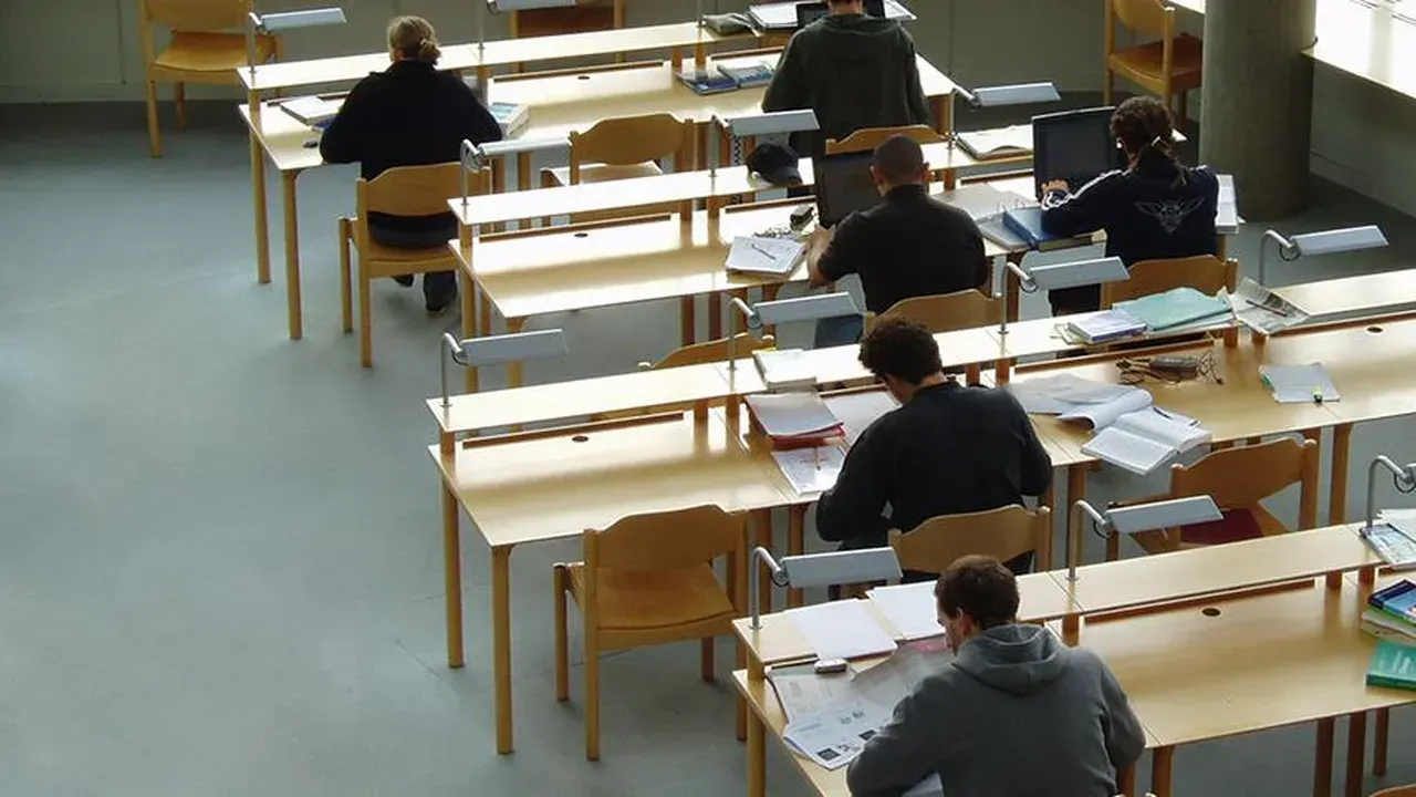 Öğrenci affı Meclis’ten geçti! Kimlere okul kapısı yeniden açıldı? İşte şartlar