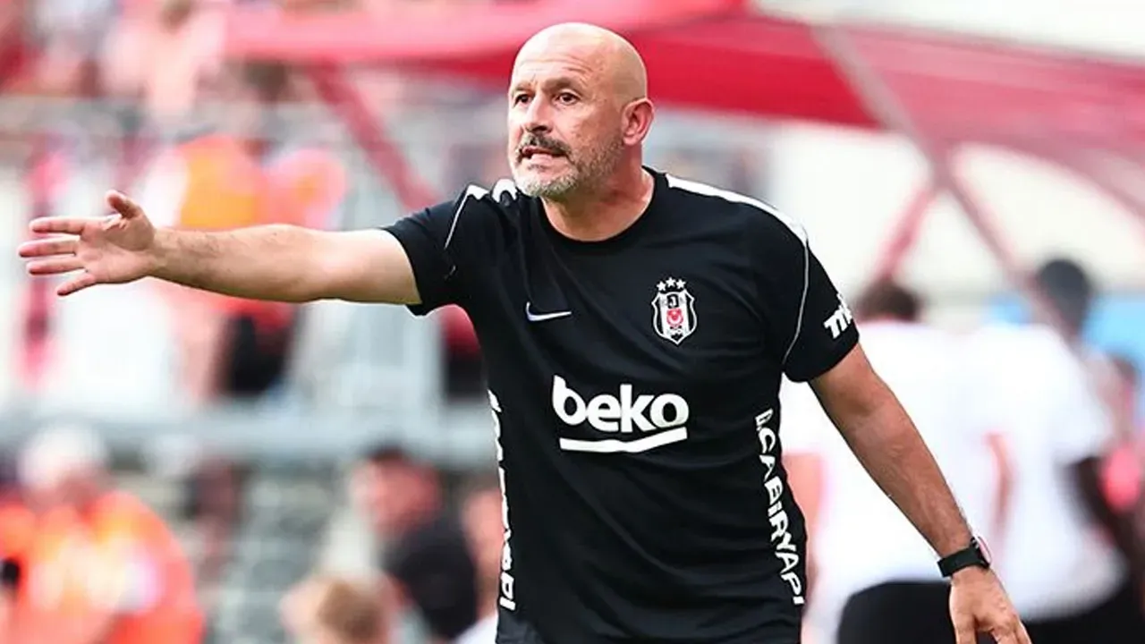 Beşiktaş'ta Italiano bazı isimlerin üzerini çizdi: Kendinize kulüp bulun