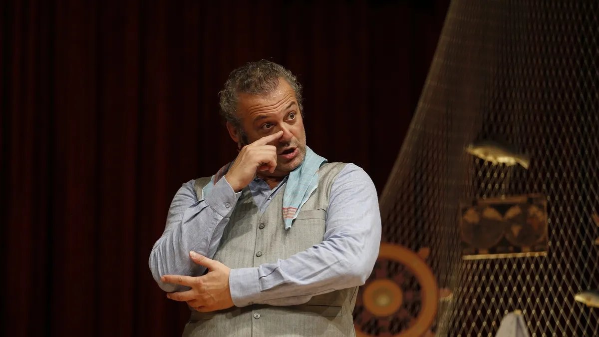 Oyuncu Levent Üzümcü'ye ev hapsi