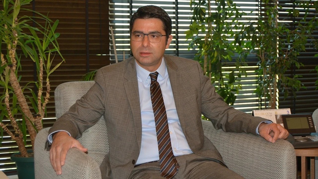 Ahbap soruşturmasında CHPli Emre Kartaloğlu da gözaltına alındı