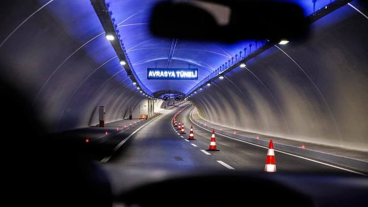 Avrasya Tüneli geçiş garantisini aştı! Türkiye ekonomisine 2,6 milyar dolar katkı sağladı