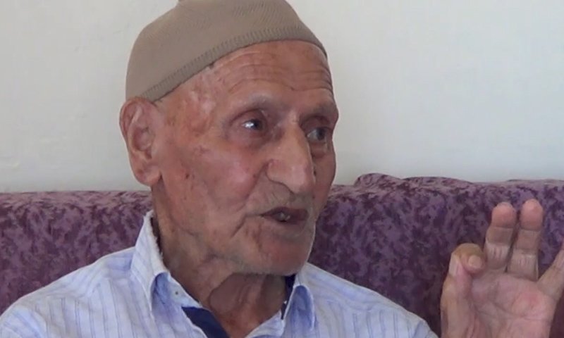 Biri 100 diğeri 103 yaşında… Her gün yiyorlar, doktora ihtiyaç duymuyorlar