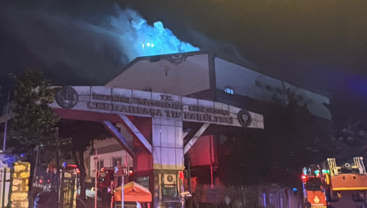 Cerrahpaşa Diş Hekimliği Fakültesi'nde yangın!