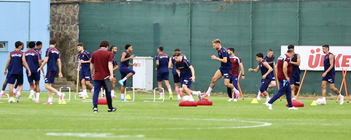 Trabzonspor, yeni sezon hazırlıklarını Mehmet Ali Yılmaz Tesisleri'nde sürdürüyor.