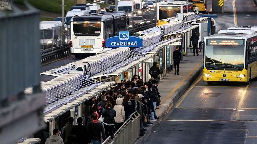 İstanbul'da toplu ulaşıma zam! İşte yeni fiyatlandırma listesi