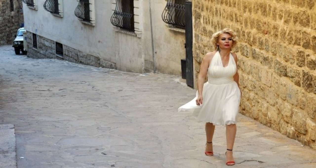 Mardinli Marilyn Monroe olarak tanındı! Melek Akarmut kimdir?