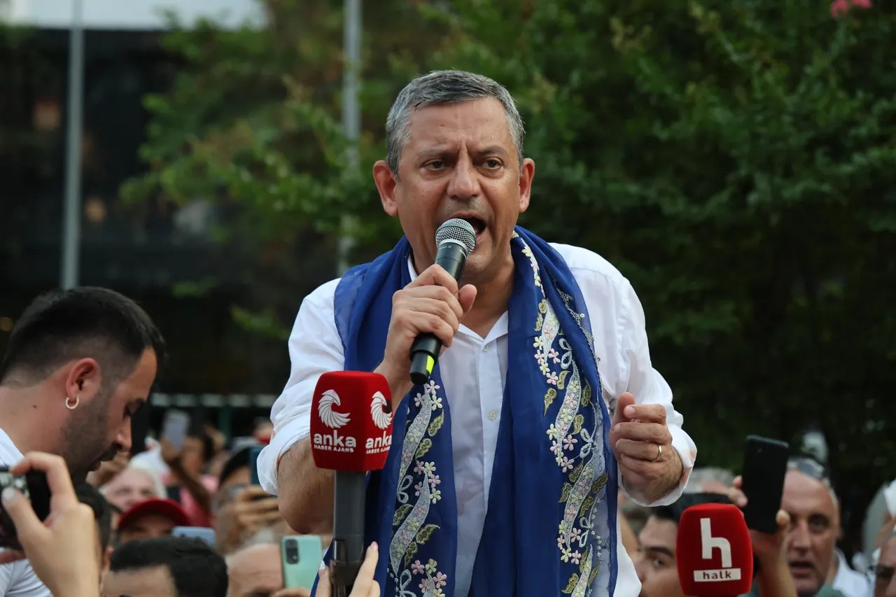 Özgür Özel de arınıyor! Şaibeli isimlere  görev verilmeyecek