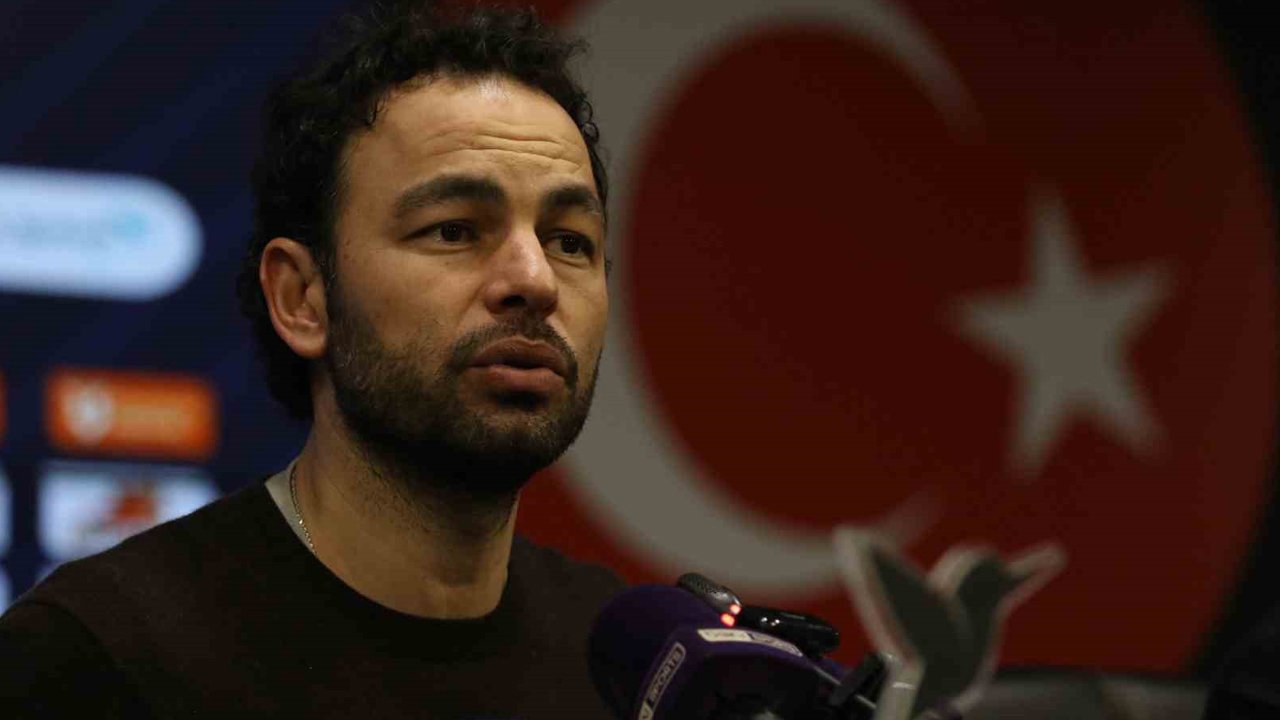 Selçuk İnan'dan transfer itirafı: Anlaşma aşamasına geldiğimiz futbolcular var