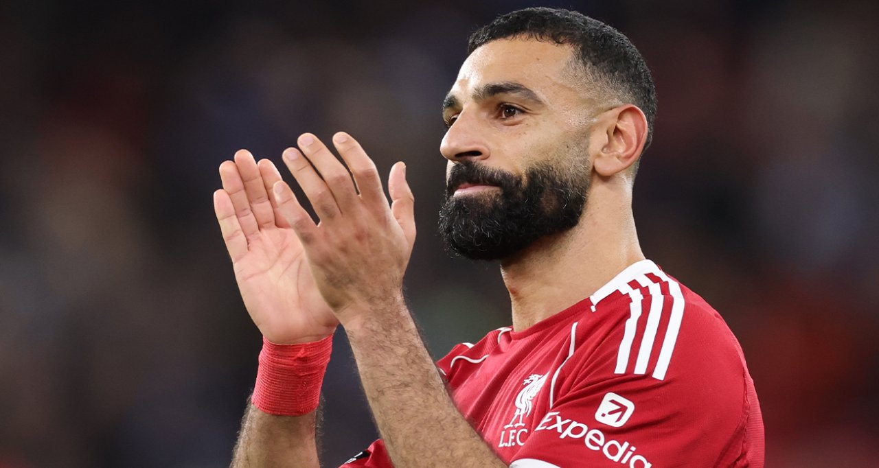 Mohamed Salah, 2017 yılından bu yana forma giydiği Liverpool'a veda etti.