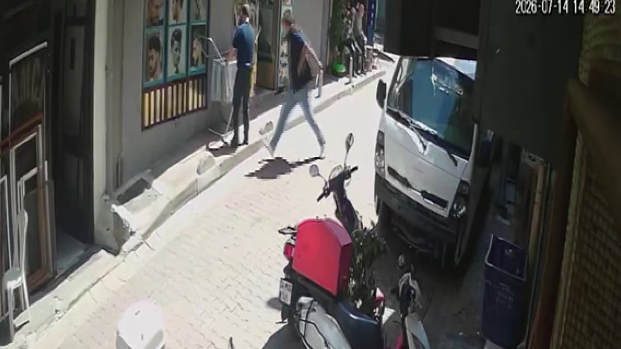 Tıraşını beğenmedi! 10 gün kin tuttu, fırsat kollayıp berberi bıçakladı