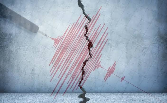 İstanbulda büyük deprem olacak mı? Şener Üşümezsoy ezberleri yine bozdu!