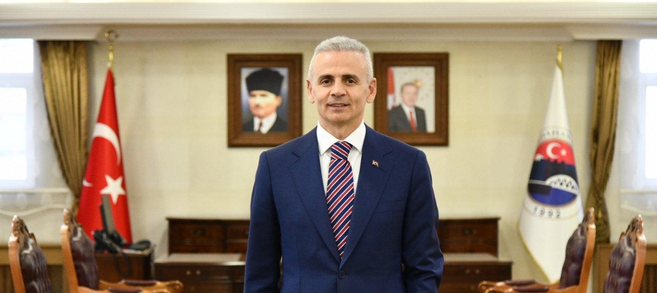 Mehmet Fatih Çiçekli kimdir, aslen nereli? Görevden alınan Ardahan Valisi Mehmet Fatih Çiçekli'nin biyografisi