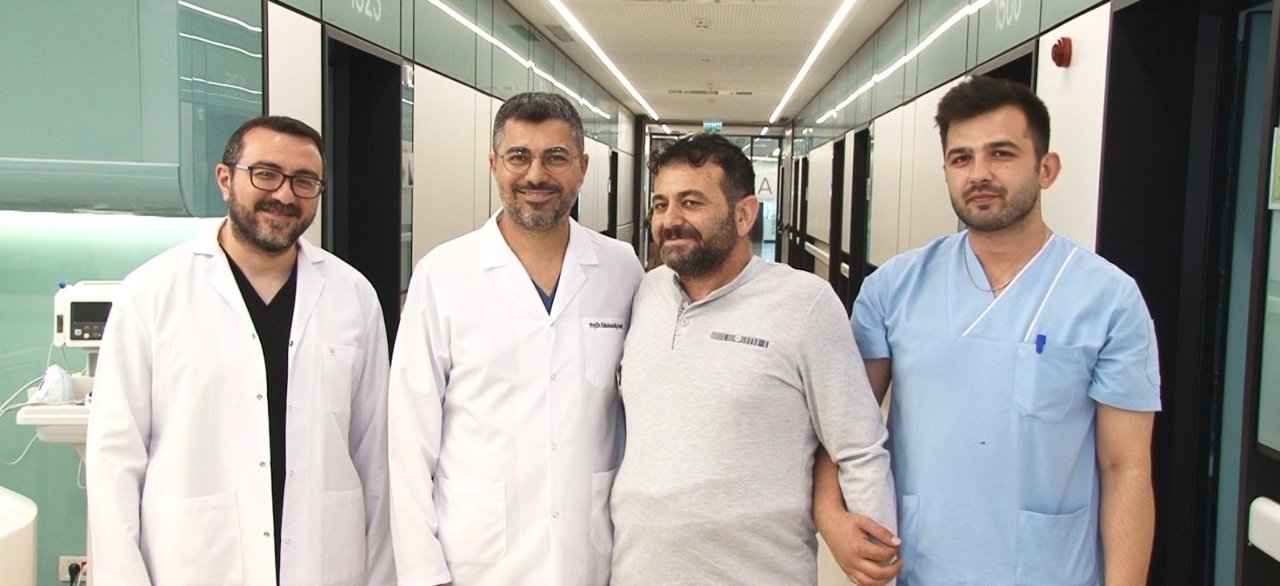 Sık idrara çıkma şikayeti vardı: Avrupa'da 8 ameliyat geçirdi, çözümü Türkiye'de buldu