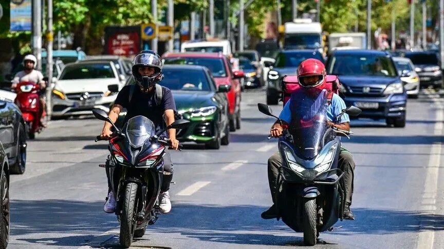 Trafikte motosikletliler için 'şerit paylaşımı' dönemi! Pilot ilde test edilecek: İşte yeni eylem planı