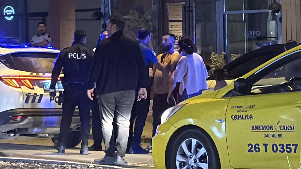 Düğün için geldiler, tuvalet sırası yüzünden birbirlerine girdiler