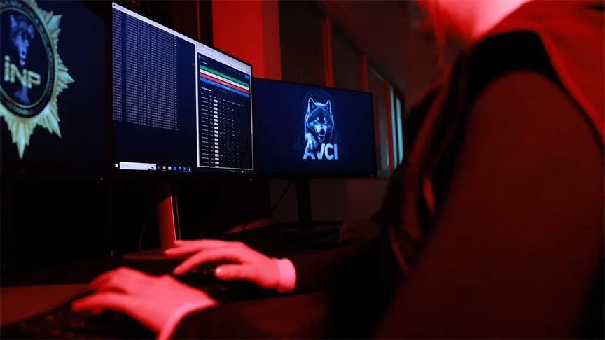 Türk polisinin geliştirdiği yapay zekâ: AVCI dijital dünyada  suçluları takip ediyor