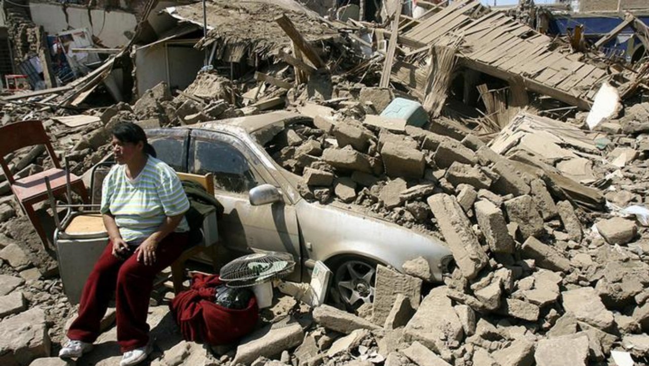 Ülkede korkutan deprem! Çok sayıda ölü ve yaralı var